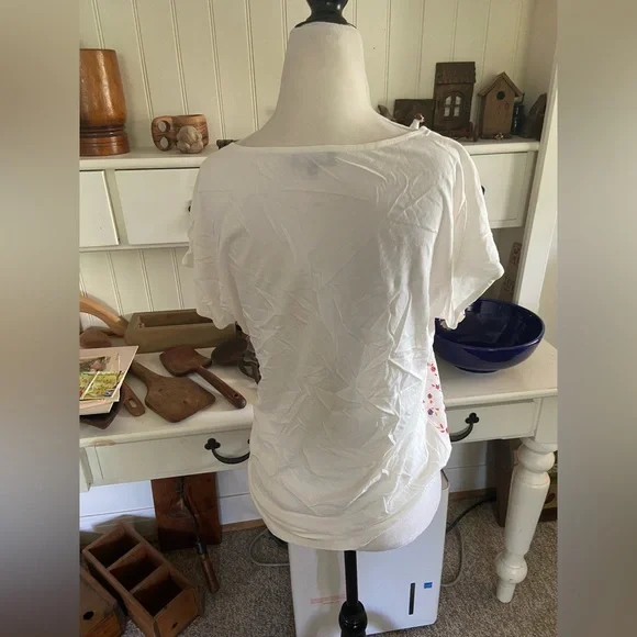 Caroll - Picture 2 of 3